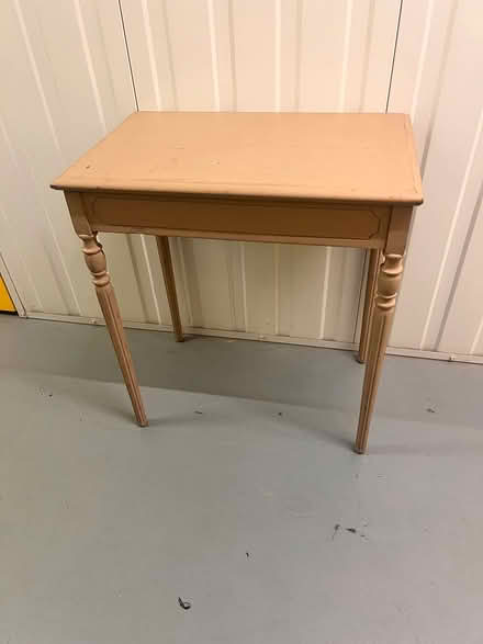 Photo of free Antique end table (KT3 Shannon Corner A3) #1