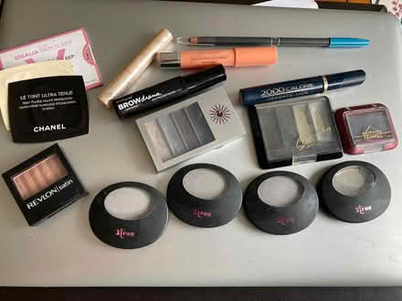 Photo of free used make up (CM12) #1