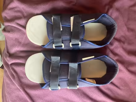 Photo of free medishoe (extra large) (Comiston EH10) #1