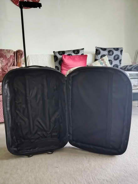 Photo of free Medium suitcase (TW3) #1