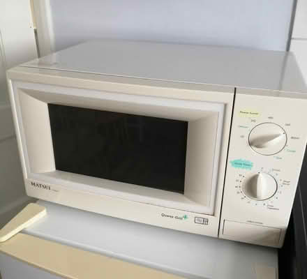 Photo of free Microwave (Cowley OX4) #1