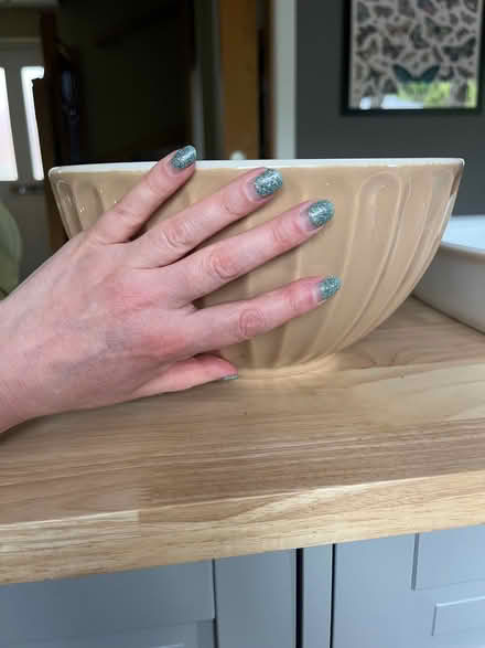 Photo of free Large mixing bowl (Wokingham RG40) #3