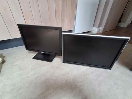 Photo of free Computer monitors (Loughborough Central LE11) #1