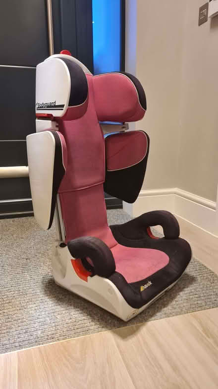 Photo of free Child's car seat (Marshalswick AL4) #1