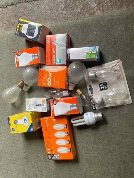 Photo of free Lightbulbs (BT4) #1
