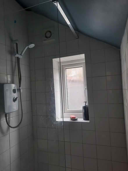 Photo of Shower Curtain (+rings?) (Florence Park OX4) #1