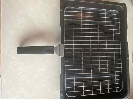Photo of free Grill pan (Fleetville AL1) #1