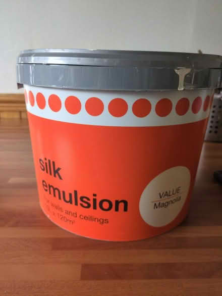 Photo of free Silk Emulsion Magnolia Paint (East Kilbride G75) #1