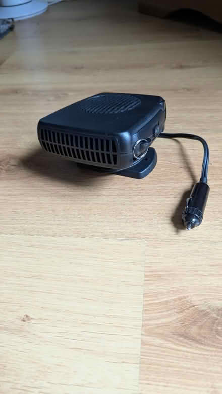Photo of free Plug in car fan heater (SY11) #1