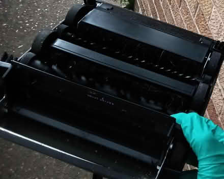 Photo of free Bissell floor sweeper (Edenthorpe DN3) #2