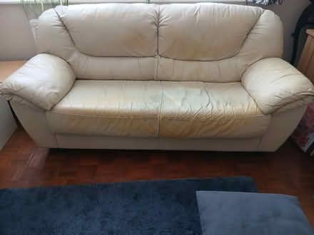 Photo of free Leather Sofa 3 Seater (Earlswood RH1) #1