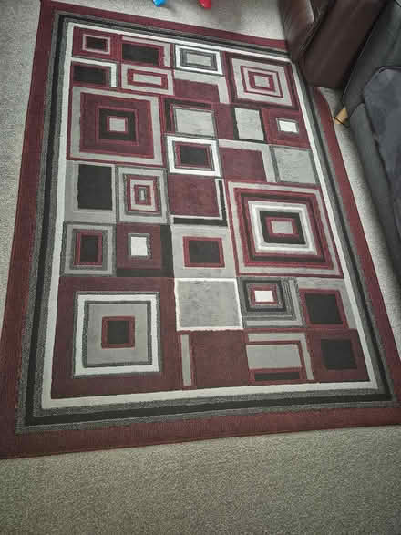 Photo of free rug (DE23) #2