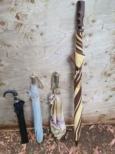 Photo of free Umbrellas (Booker HP12) #1