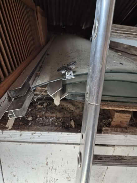 Photo of free Complete shower tray and glass (Yeovilton village) #3