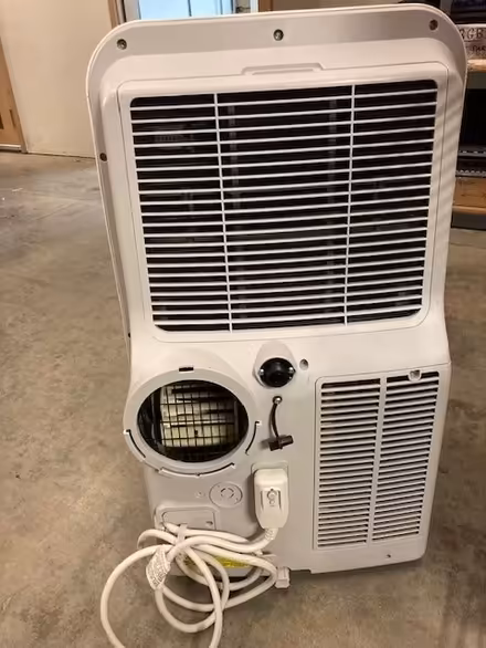 Photo of free Portable AC unit - needs repair (Canyon Park/Bothell) #2
