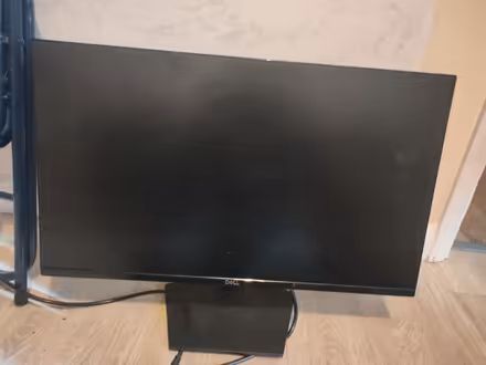 Photo of free 28in Dell Monitor. (Foxwood YO24) #1