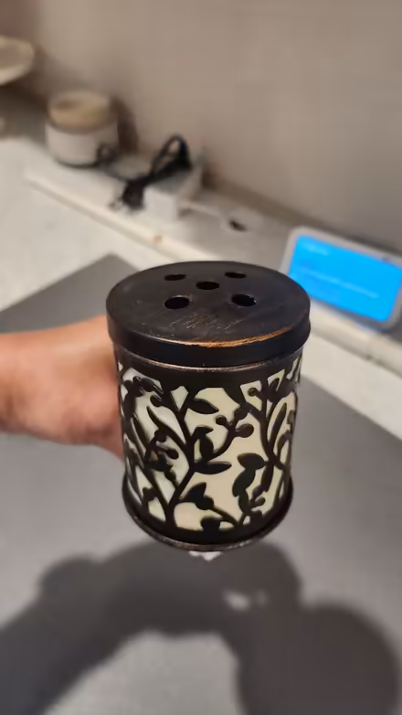 Photo of free Night light wax warmer (Somerset) #3