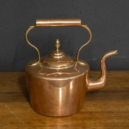 Photo of An Old Copper Kettle (Bellevue EH7) #1