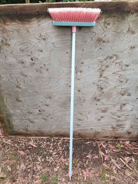 Photo of free Brush 11 inch (Booker HP12) #1