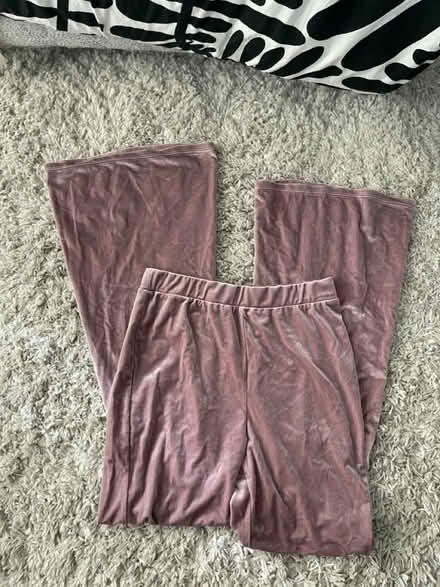 Photo of free Comfy leggings (Newhall) #3