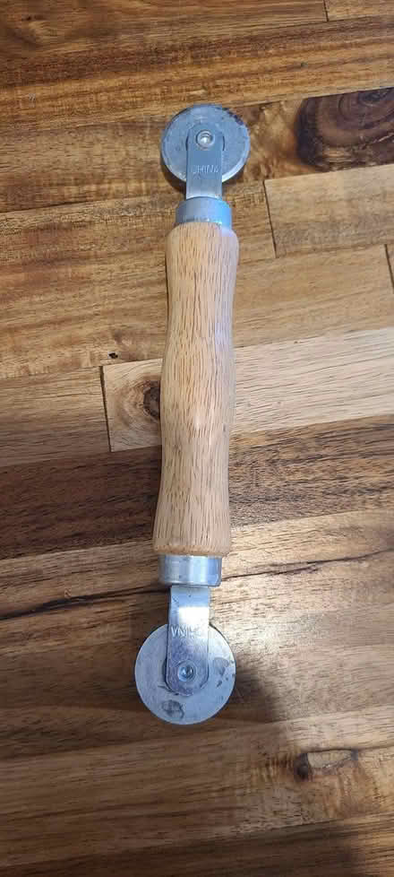 Photo of free Screen rolling tool (Mavis and burnhamthorpe) #1