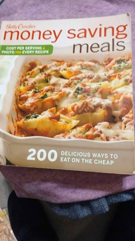 Photo of free Betty Crocker's Money Saving Meals (Allen) #1
