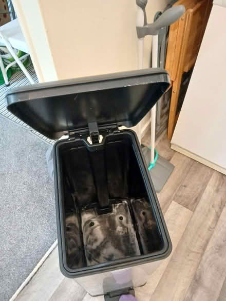 Photo of free Large pedal bin (Biggleswade) #3