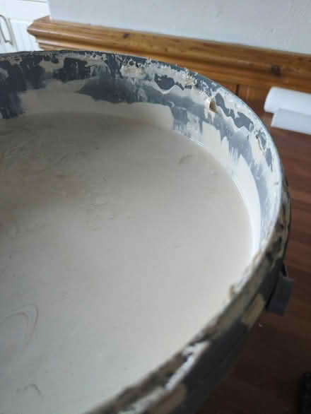Photo of free Silk Emulsion Magnolia Paint (East Kilbride G75) #2