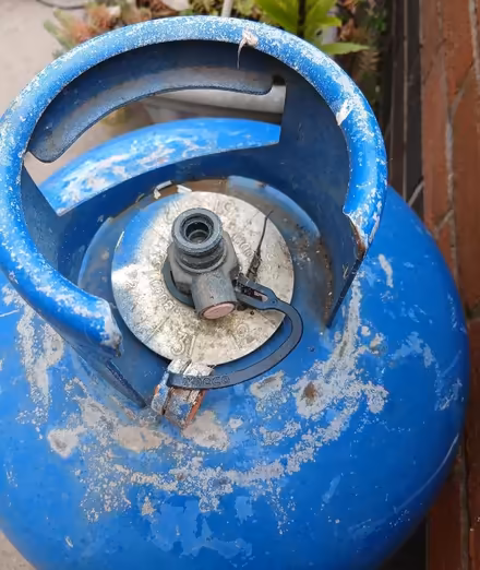 Photo of free Empty 15kg Blue Calor Gas Butane cylinder (Tyseley B11) #2