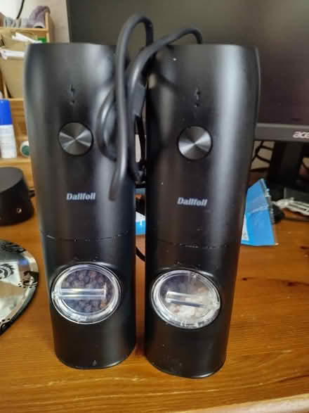 Photo of free Electric salt and pepper (Rowner PO13) #1