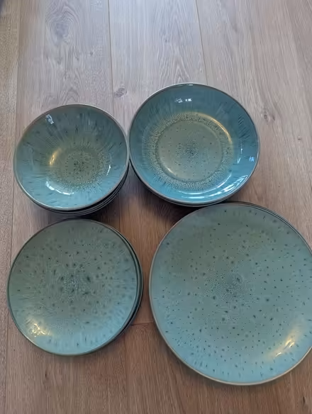 Photo of free Bowls & plates (BD21 - Long Lee) #1