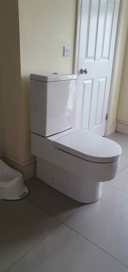 Photo of free Square style toilet (Biggleswade) #4