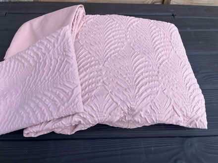 Photo of free Duvet cover set (king size) (Littlehampton, BN17) #1