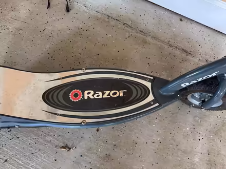Photo of free Razor Scooter (Tysons Corner/Vienna) #3