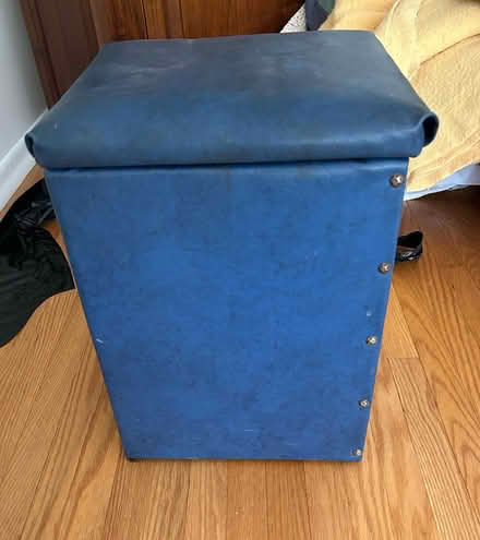 Photo of free Small blue storage stool (Near Steels & Leslie) #1