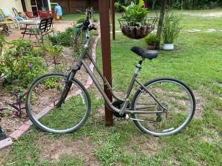 Photo of free Giant women’s bicycle (Homosassa Springs , Fl) #1