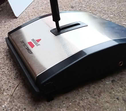Photo of free Bissell floor sweeper (Edenthorpe DN3) #3