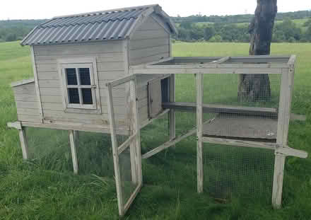 Photo of free Small Chicken Coop (Front Royal) #1