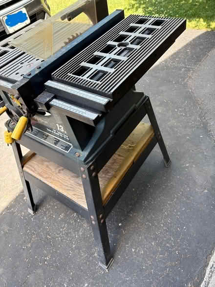 Photo of free Table Saw (Derry/Bronte Rd) #2