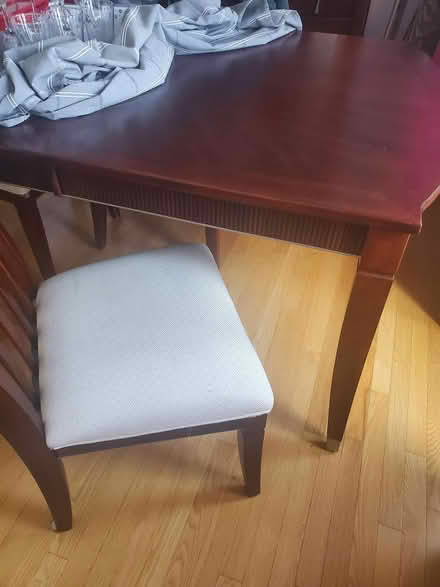 Photo of free Dining room table, 4 chairs & hutch (Dundas & Glen Erin) #2