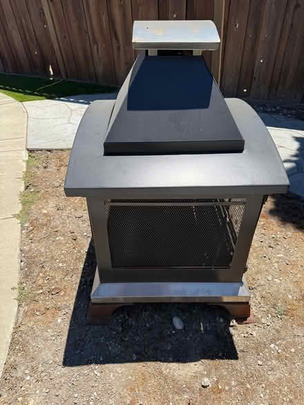 Photo of free Outdoor fireplace (Pleasanton meadows) #1