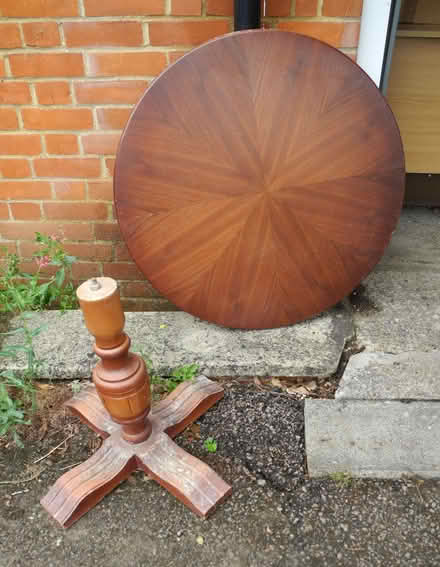 Photo of free circular dining table (Whitehill SG4) #1