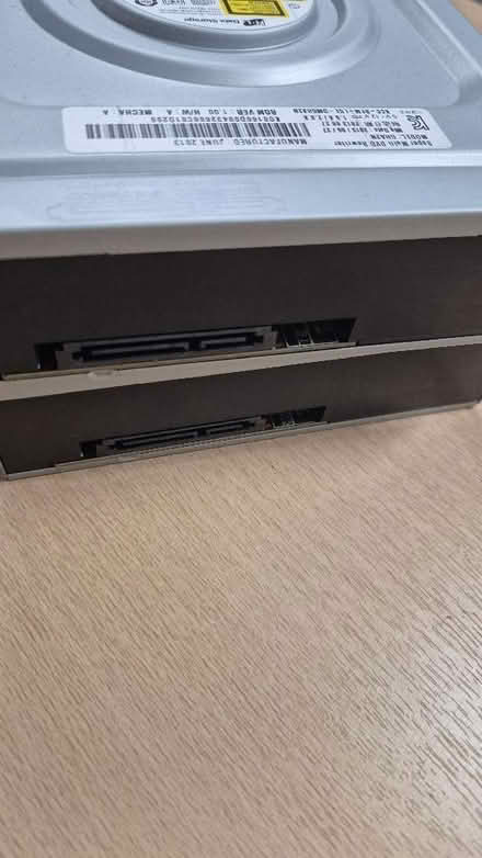 Photo of free 2 x DVD Rewriter Units SATA connection (Belvidere SY2) #2
