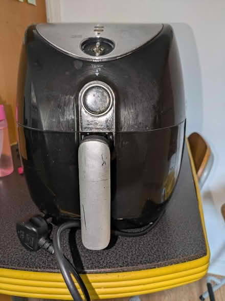 Photo of free Air fryer (Richmond S13) #3