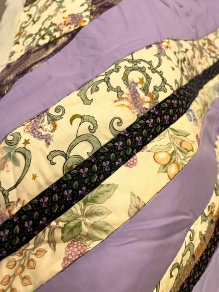 Photo of free King size almost-finished quilt (KT3 Motspur Park) #3
