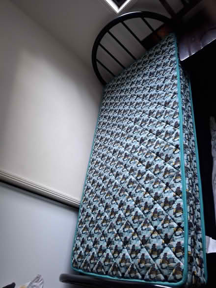 Photo of free single bed with mattress (Near beerwah state school) #1