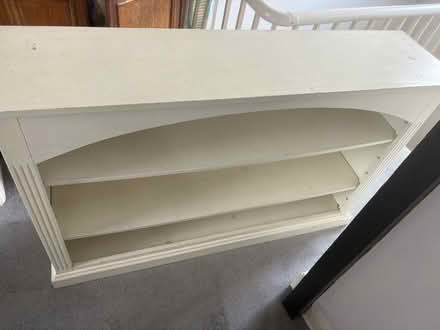 Photo of free Bookcase (TN1) #3