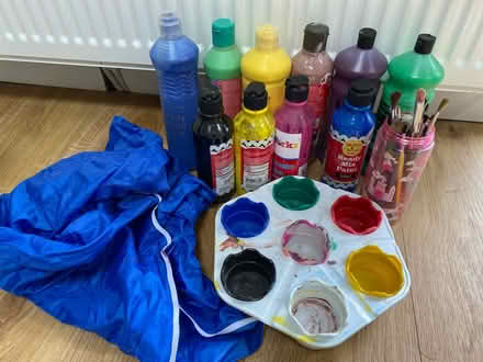 Photo of free Paints, brushes, pots (Great Barr B437LA) #1