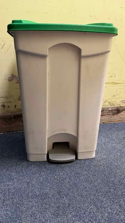 Photo of free Bin (Cork city Centre) #1