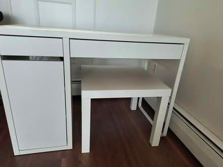 Photo of free Desk (Alberni Street) #1
